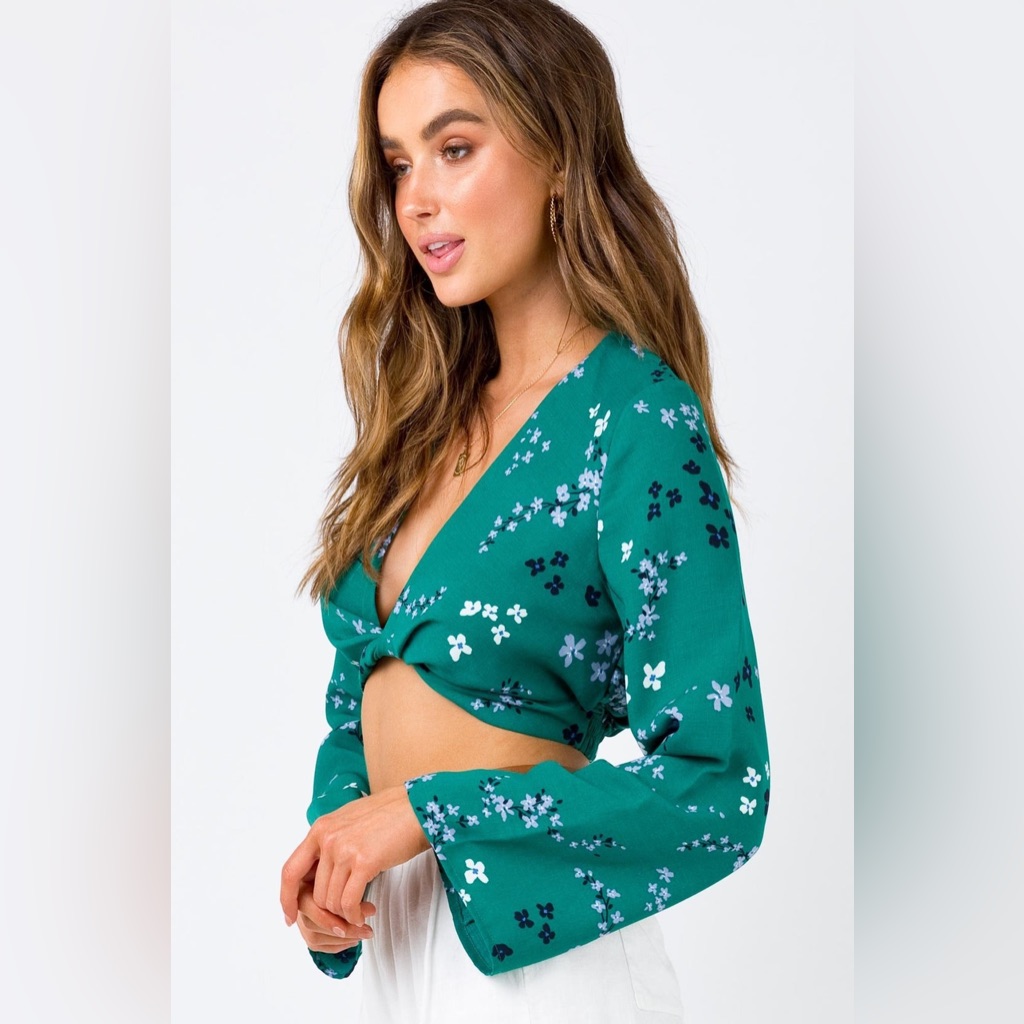Minkpink Green Dusk Meadow Twist Front Cropped Long Sleeve Top Nwt Xs
